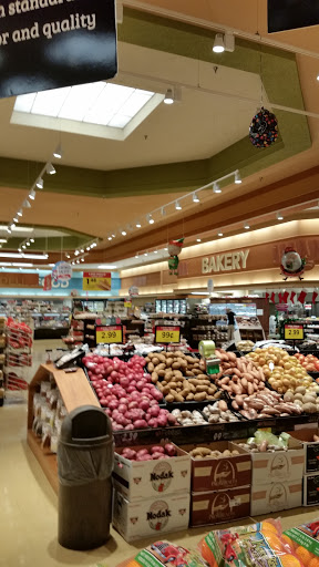 Grocery Store «Schnucks», reviews and photos, 4500 W Lloyd Expy, Evansville, IN 47712, USA