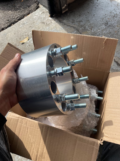 Tire Shop «L & R Tire Shop - Total Car Care», reviews and photos, 6923 W Hillsborough Ave, Tampa, FL 33634, USA