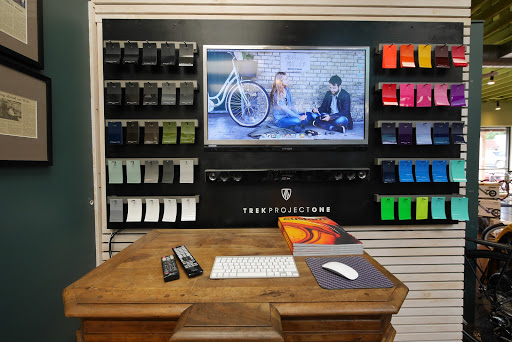 Bicycle Repair Shop «Bike World in Alamo Heights», reviews and photos, 5911 Broadway St, Alamo Heights, TX 78209, USA