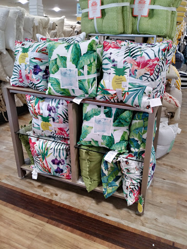 Department Store «HomeGoods», reviews and photos, 431 N Main St, East Longmeadow, MA 01028, USA