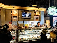 函館洋菓子 スナッフルス 金森洋物館店