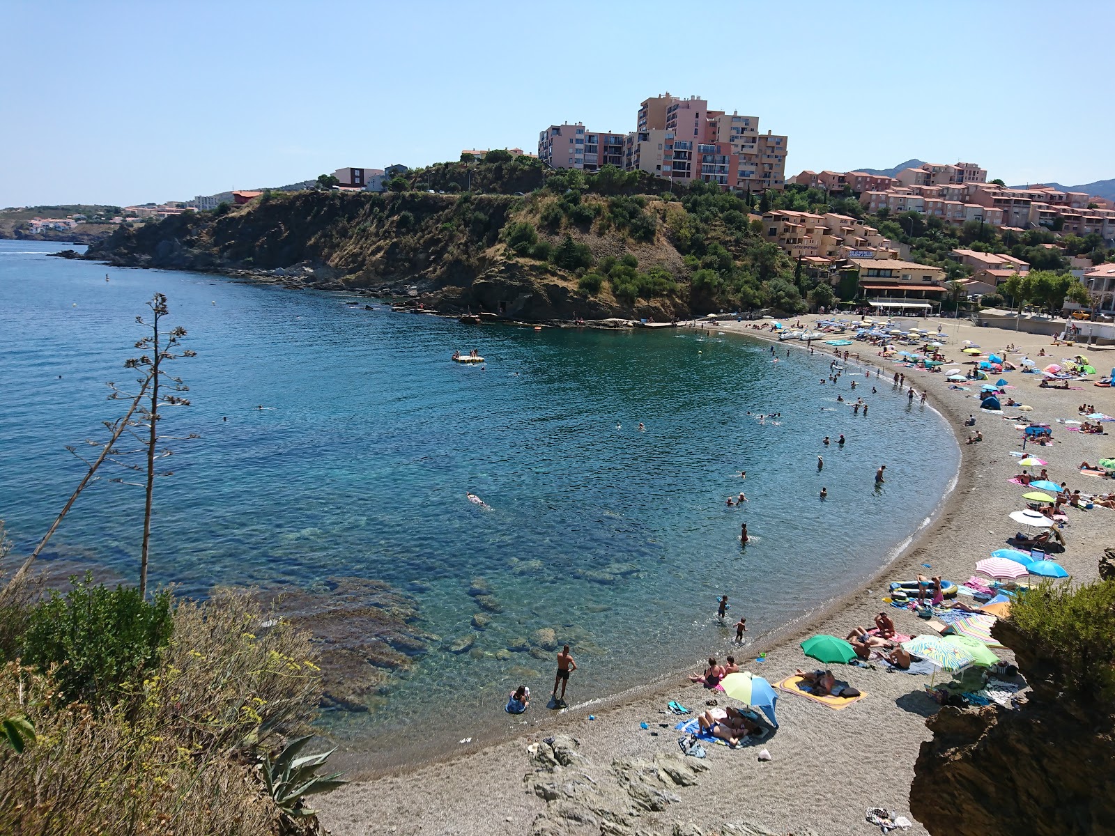 Photo of Elmes beach - popular place among relax connoisseurs