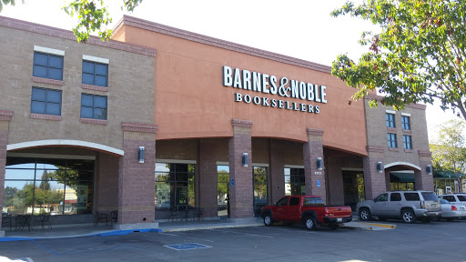 Barnes & Noble, 6825 Camino Arroyo, Gilroy, CA 95020, USA, 