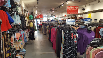 District Factory Outlet