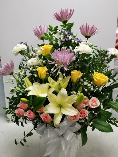 Florist «Roadrunner Florist», reviews and photos, 2007 W Bethany Home Rd, Phoenix, AZ 85015, USA