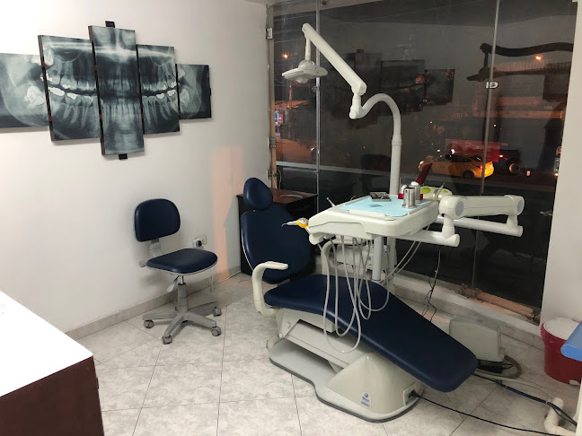 Opiniones de ArtSmile centro de especialidades odontológicas en Riobamba - Dentista