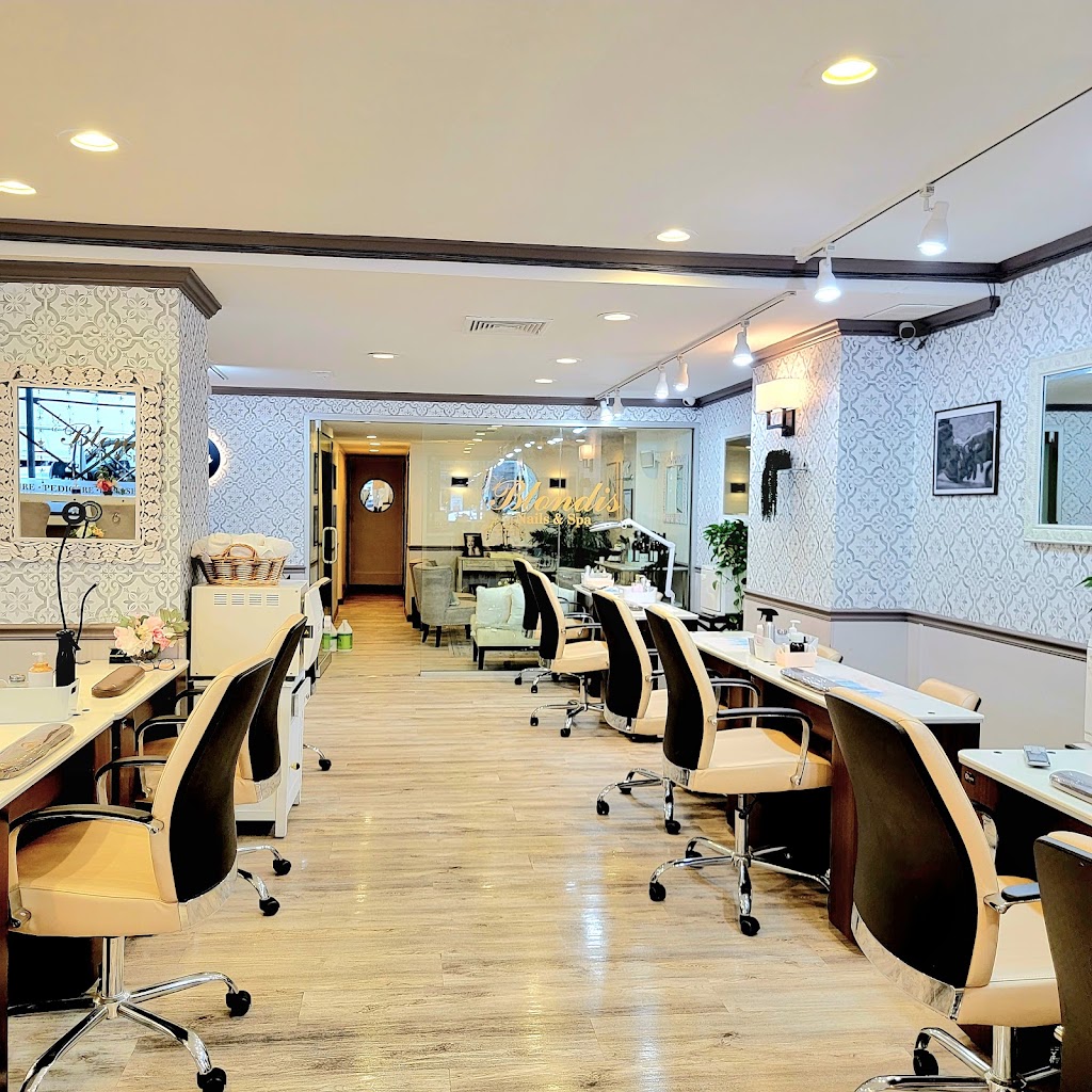 Blondis Nails & Spa II 10028