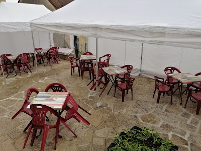 Le Bar De La Poste à Bourganeuf