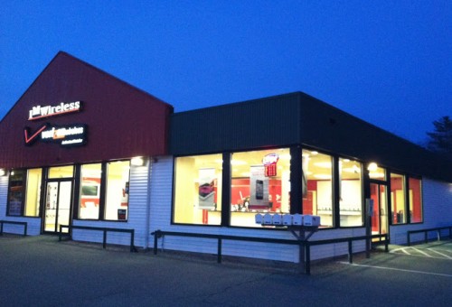 Verizon Wireless and FiOS Retailer - IM Wireless, 157 Main St, North Reading, MA 01864, USA, 