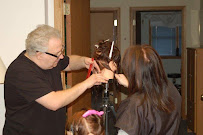 Kingshead Hair Salon - Photo 6 - Car repair in Milwaukee, WI, Milwaukee