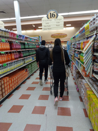 Shopping Mall «Northgate Shopping Center», reviews and photos, 300 Squire Rd, Revere, MA 02151, USA