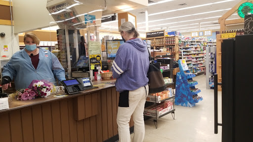 Grocery Store «Brown County IGA», reviews and photos, 30 Hawthorne Dr, Nashville, IN 47448, USA