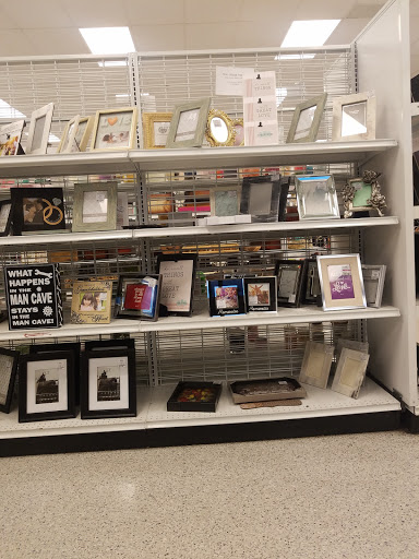 Clothing Store «Ross Dress for Less», reviews and photos, 877 E Baseline Rd, Gilbert, AZ 85233, USA