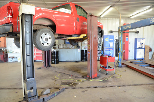 Auto Body Shop «Automotive Specialties», reviews and photos, 208 Wolf St, Yorkville, IL 60560, USA