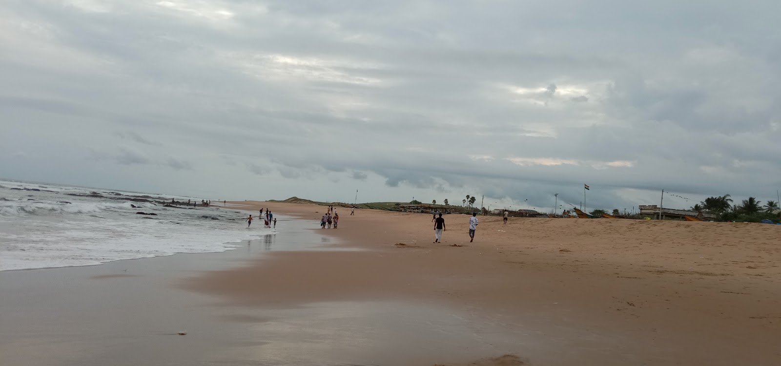D.Matsyalesam Beach'in fotoğrafı düz ve uzun ile birlikte