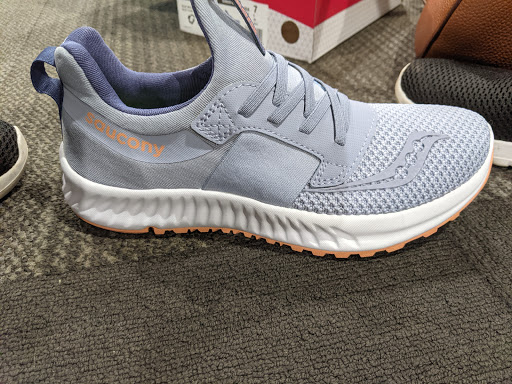 Shoe Store «DSW Designer Shoe Warehouse», reviews and photos, 12997 Fair Lakes Shopping Center, Fairfax, VA 22033, USA