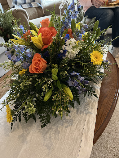 Florist «The Best Little Flower Shop In Roswell», reviews and photos, 10800 Alpharetta Hwy #228, Roswell, GA 30076, USA