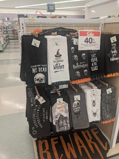 Fabric Store «Jo-Ann Fabrics and Crafts», reviews and photos, 9052 Highland Rd, White Lake, MI 48386, USA