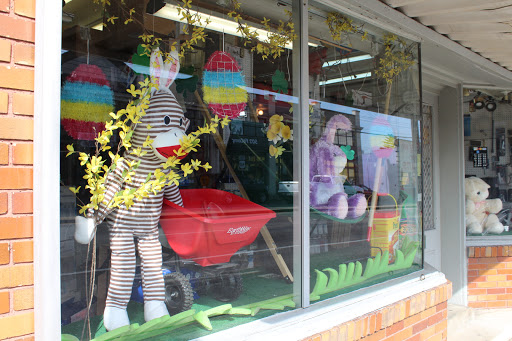 Hardware Store «St Matthews Hardware», reviews and photos, 3919 Shelbyville Rd, Louisville, KY 40207, USA