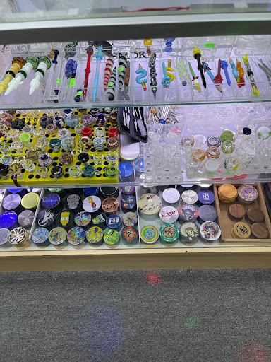 Tobacco Shop «Fontana Smoke Shop», reviews and photos, 9810 Sierra Ave A2, Fontana, CA 92335, USA