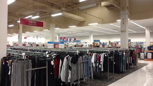 Clothing Store «Burlington Coat Factory», reviews and photos, 30 W Rand Rd, Arlington Heights, IL 60004, USA