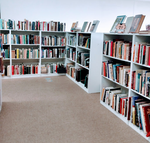 Used Book Store «Winston Smith Books», reviews and photos, 933 Lincoln Way, Auburn, CA 95603, USA