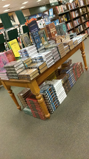 Barnes & Noble