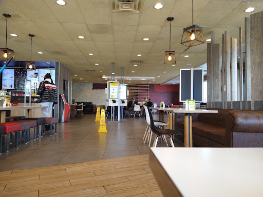 Outlet Mall «Tanger Outlet Williamsburg», reviews and photos, 150 Tanger Dr, Williamsburg, IA 52361, USA