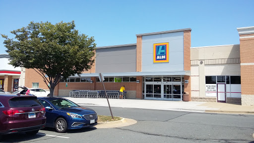 ALDI, 21031 Tripleseven Rd, Potomac Falls, VA 20165, USA, 