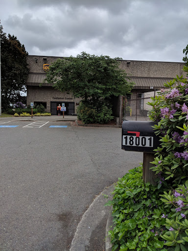 Shipping and Mailing Service «UPS Customer Center», reviews and photos, 18001 NE Union Hill Rd, Redmond, WA 98052, USA