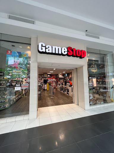Video Game Store «GameStop», reviews and photos, 1100 S Hayes St #230, Arlington, VA 22202, USA