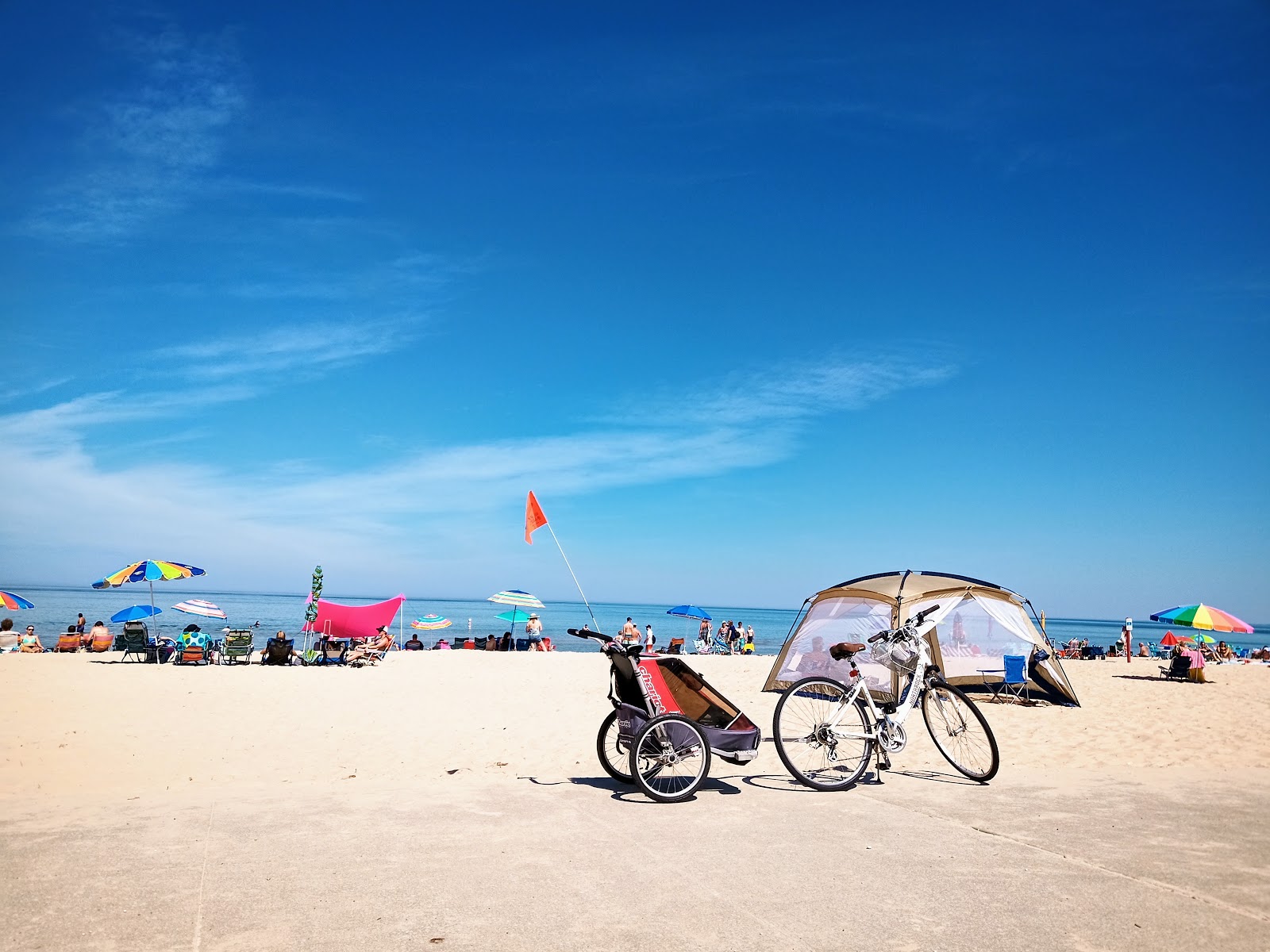 Foto van Mears Beach met recht en lang