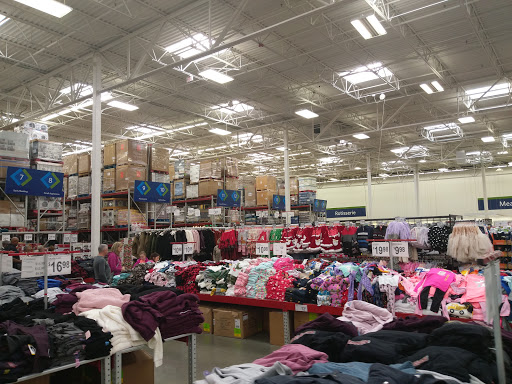 Warehouse club «Sams Club», reviews and photos