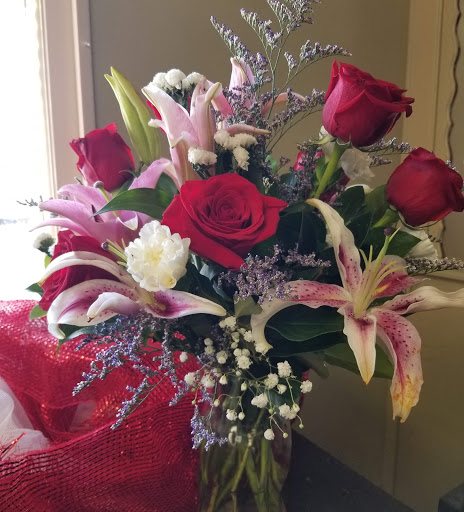 Florist «Fairview Flower Shop», reviews and photos, 1026 Sycamore Dr, Decatur, GA 30030, USA