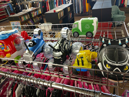 Thrift Store «The Salvation Army Family Store & Donation Center», reviews and photos