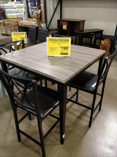 Home Improvement Store «HOBO- Home Owners Bargain Outlet», reviews and photos, 2650 Belvidere Rd, Waukegan, IL 60085, USA