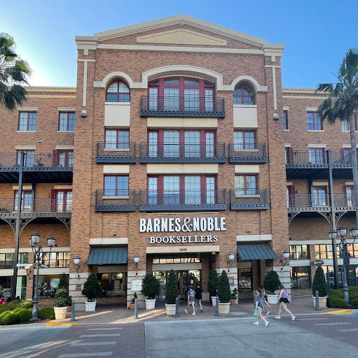 Barnes & Noble, 7707 Bluebonnet Blvd, Baton Rouge, LA 70810, USA, 
