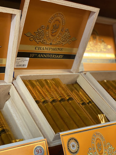 Cigar Shop «Three Js Cigar Davie», reviews and photos, 8250 Griffin Rd, Davie, FL 33328, USA