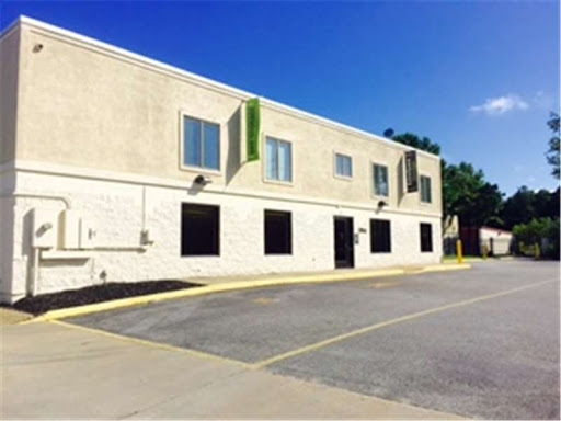 Self-storage facility Newport News