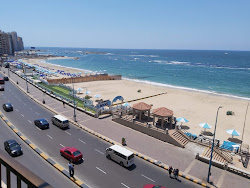 Mandara Beach'in fotoğrafı - rahatlamayı sevenler arasında popüler bir yer