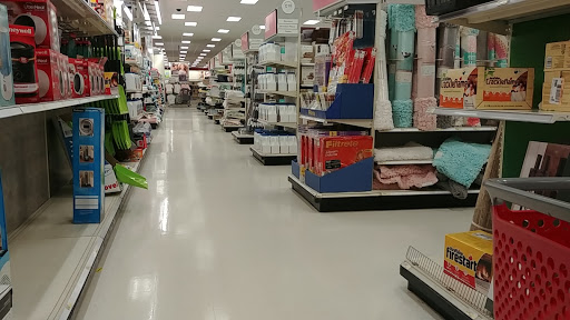 Department Store «Target», reviews and photos, 81 Taunton Depot Dr, Taunton, MA 02780, USA