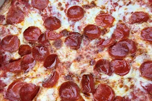 Home Run Pizza image