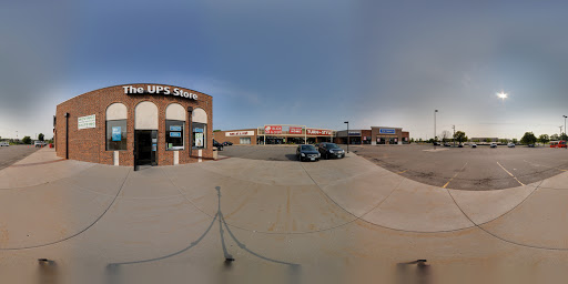 Shipping and Mailing Service «The UPS Store», reviews and photos, 2355 Fairview Ave N, Roseville, MN 55113, USA