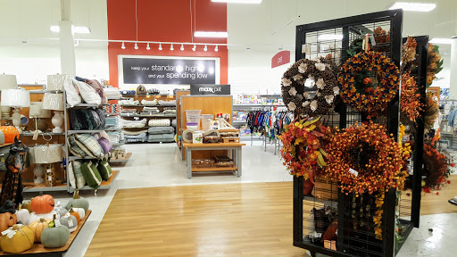 Department Store «T.J. Maxx», reviews and photos, 37055 Groesbeck Hwy, Charter Twp of Clinton, MI 48036, USA