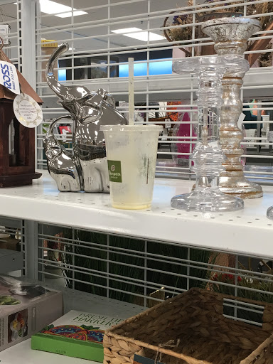 Clothing Store «Ross Dress for Less», reviews and photos, 909 N Landing Way, Renton, WA 98057, USA