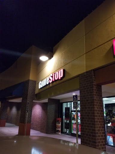 Video Game Store «GameStop», reviews and photos, 2040 Harbison Dr A, Vacaville, CA 95687, USA