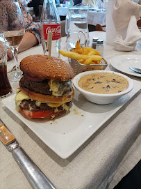 Hamburger du Restaurant le Grillon à La Motte-Servolex - n°4