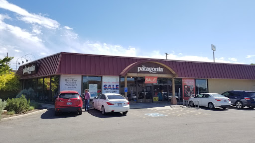 Clothing Store «Patagonia Outlet Salt Lake City», reviews and photos, 2292 S Highland Dr, Salt Lake City, UT 84106, USA