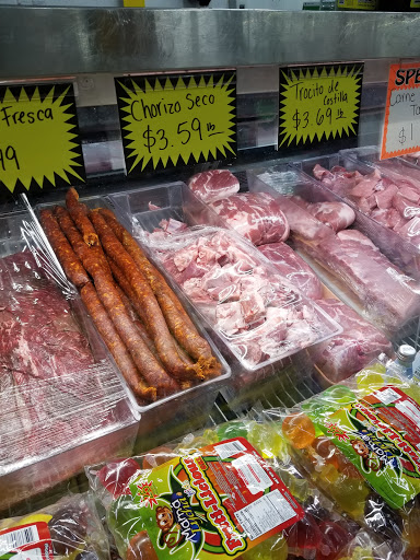 Grocery Store «Gonzales Supermarket», reviews and photos, 652 Collins St, Joliet, IL 60432, USA