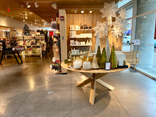 Furniture Store «Crate and Barrel», reviews and photos, 48 S Main St, West Hartford, CT 06107, USA